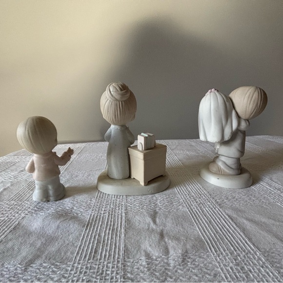 Precious Moments Cake Toppers - Cream and White - Picture 5 of 9